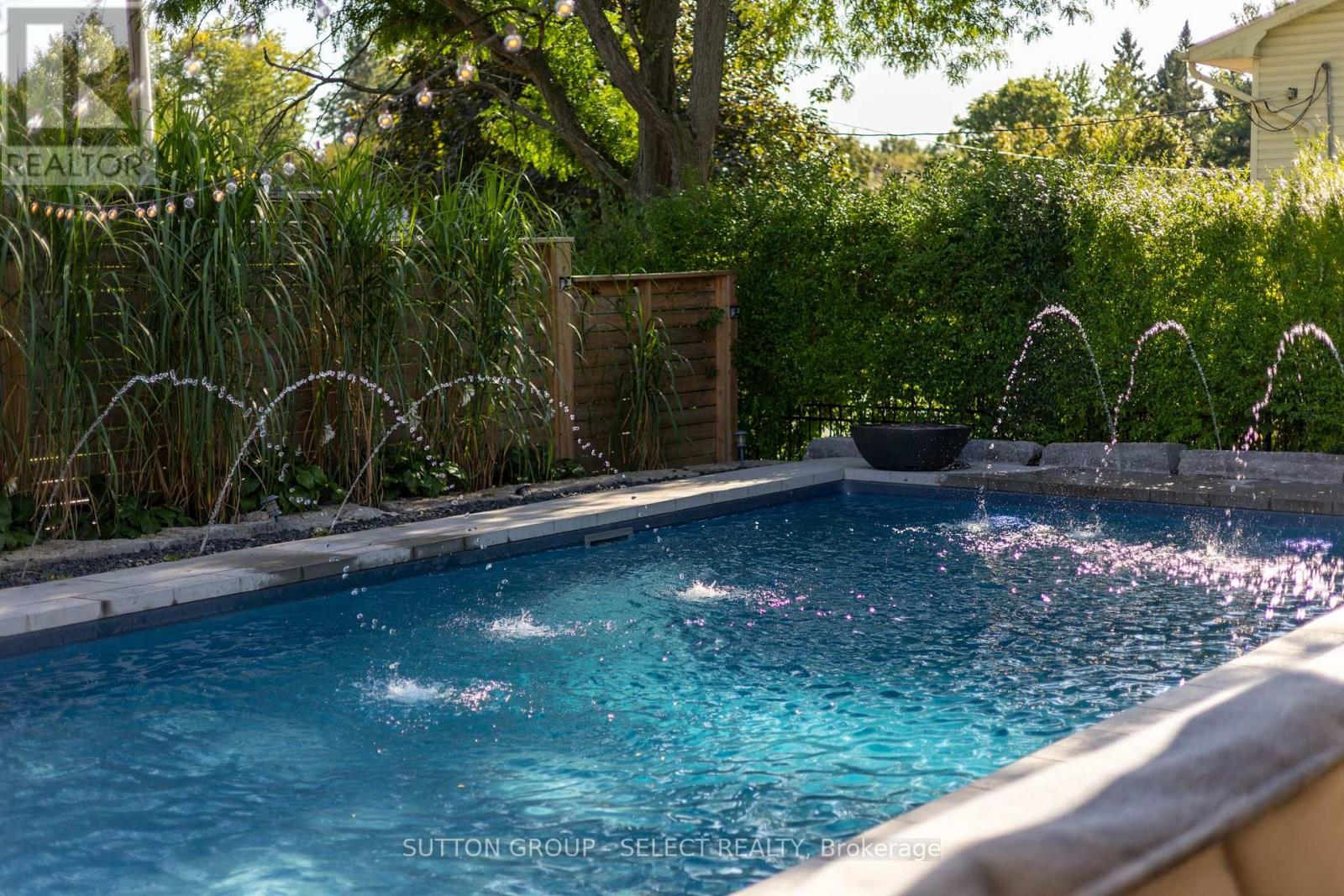 1615 Sharon Drive, London North, Ontario  N6G 2R5 - Photo 38 - X13484318