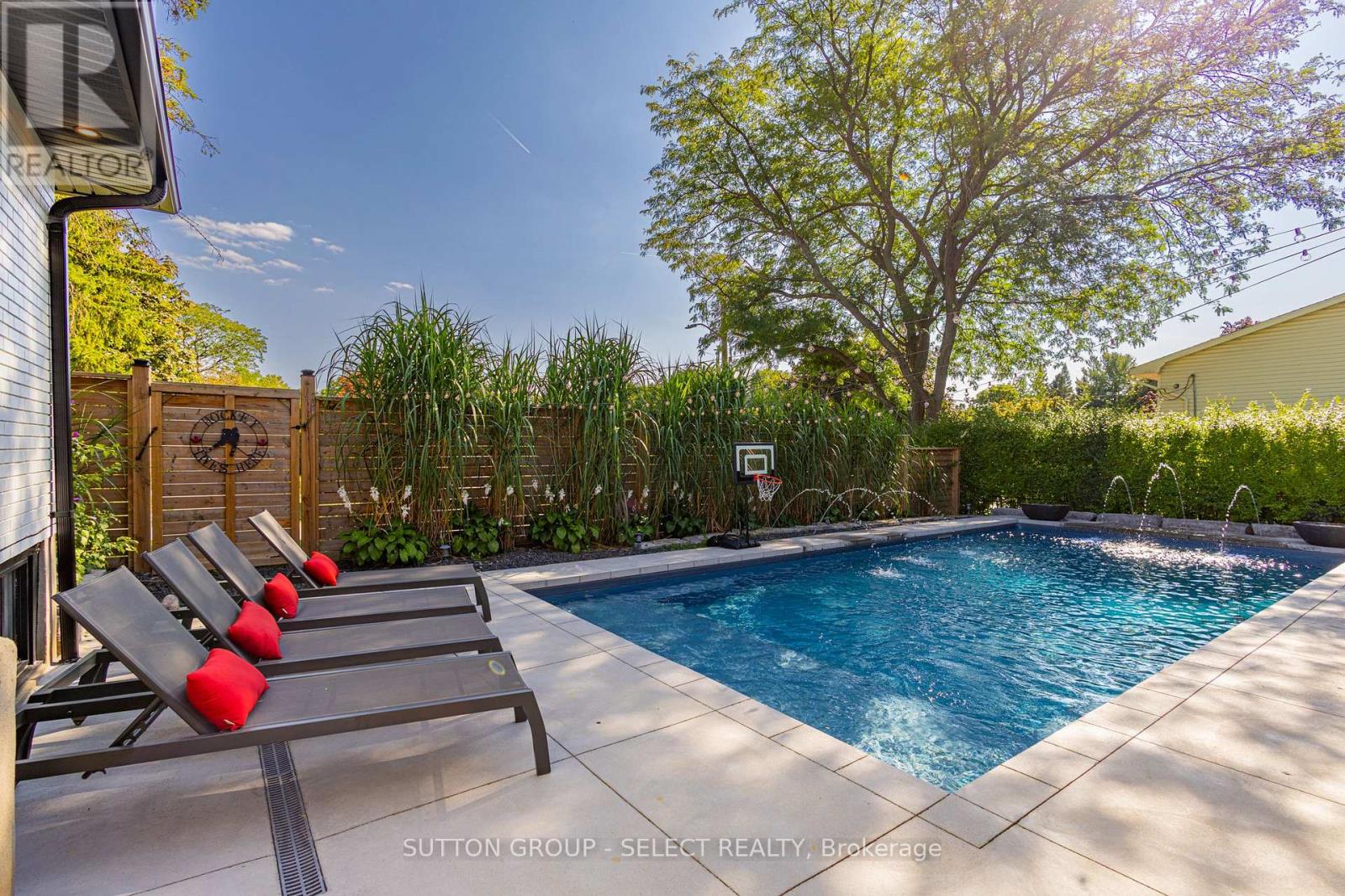 1615 Sharon Drive, London North, Ontario  N6G 2R5 - Photo 5 - X13484318