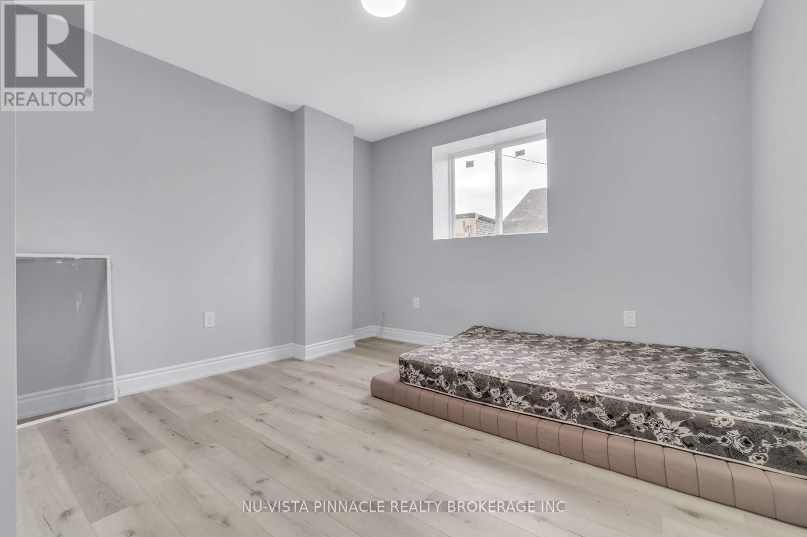 389 Lyle Street, London East, Ontario  N5W 3R6 - Photo 7 - X13484450
