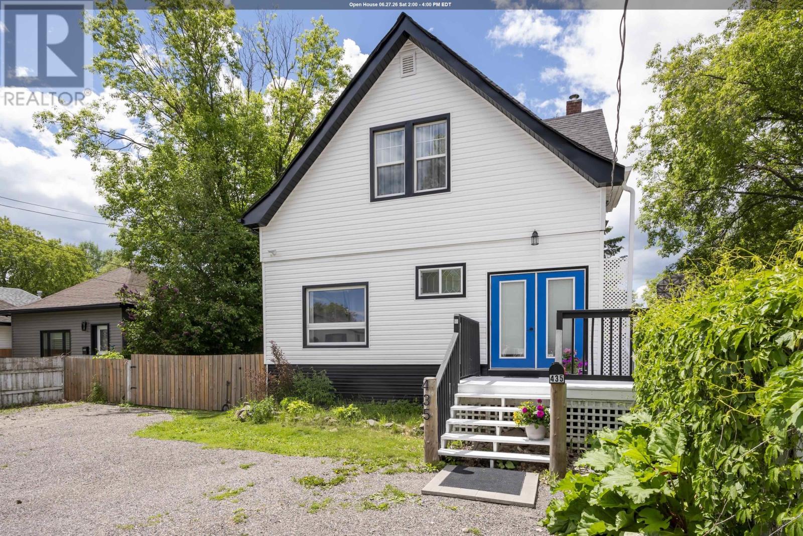 435 Bernard St, Thunder Bay, Ontario  P7C 4H6 - Photo 1 - TB2601650