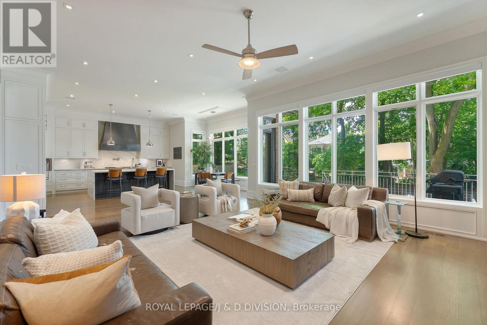 224 St Leonards Avenue, Toronto, Ontario  M4N 1K7 - Photo 12 - C13480938