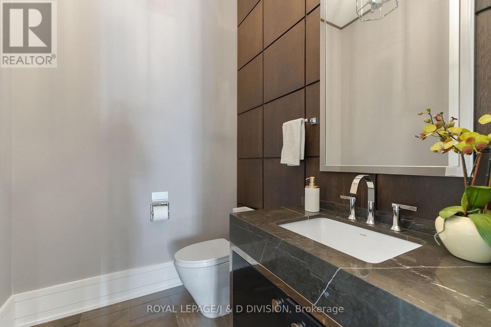 224 St Leonards Avenue, Toronto, Ontario  M4N 1K7 - Photo 21 - C13480938