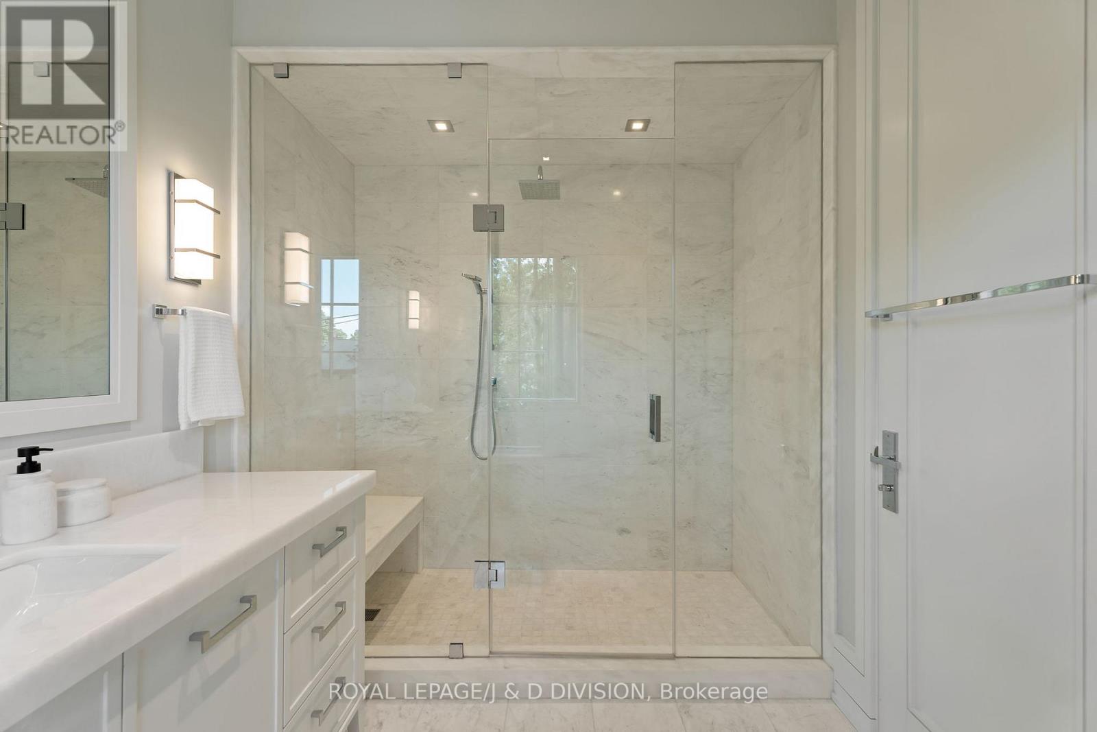 224 St Leonards Avenue, Toronto, Ontario  M4N 1K7 - Photo 31 - C13480938
