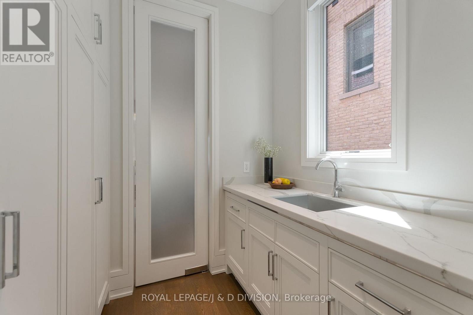 224 St Leonards Avenue, Toronto, Ontario  M4N 1K7 - Photo 18 - C13480938