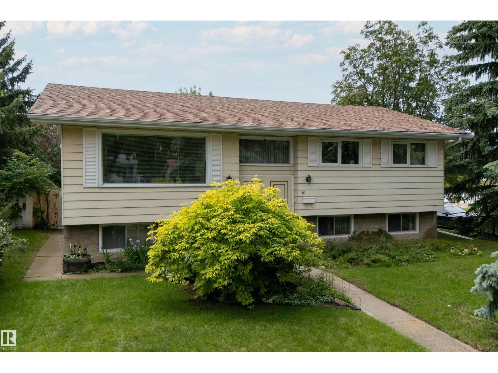 18 GLENBROOK BV, Sherwood Park, Alberta