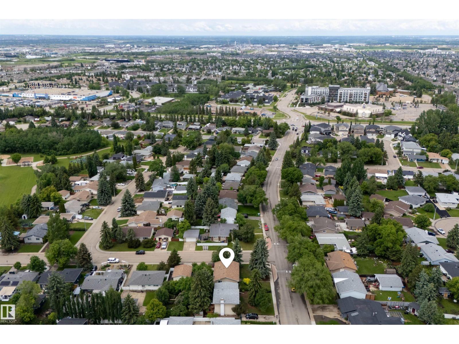18 Glenbrook Bv, Sherwood Park, Alberta  T8A 2Z1 - Photo 2 - E4495361