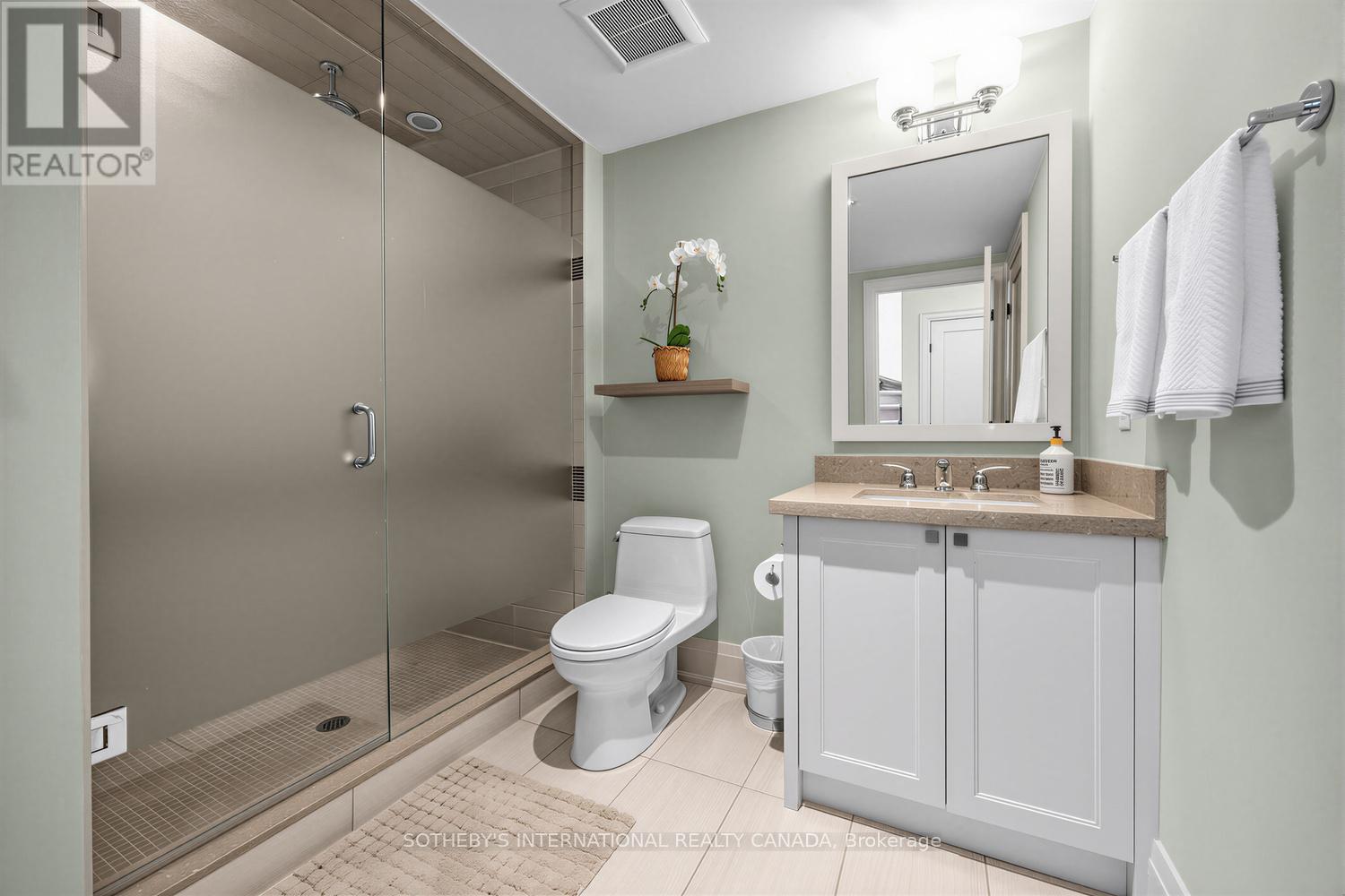 Th2 - 288 St Clair Avenue W, Toronto, Ontario  M4V 1S3 - Photo 21 - C13483952