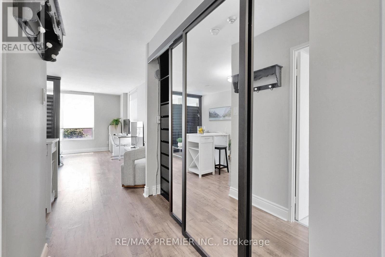 Ph 824 - 95 Prince Arthur Avenue, Toronto, Ontario  M5R 3P6 - Photo 10 - C13484416