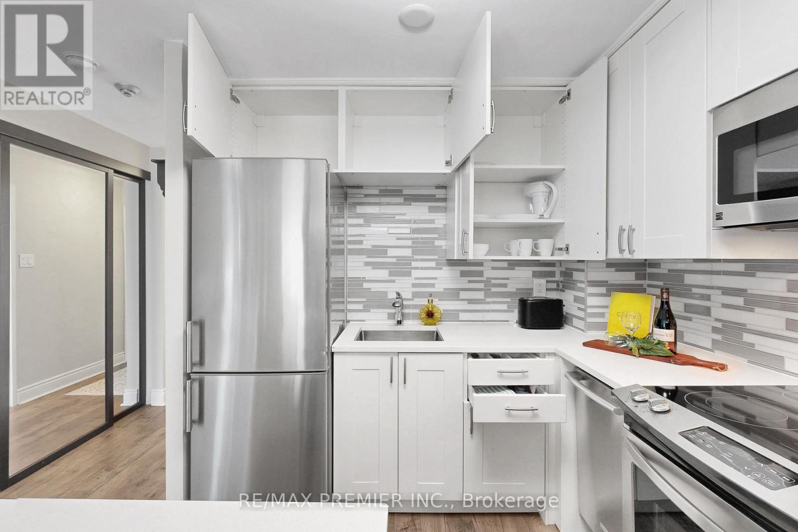 Ph 824 - 95 Prince Arthur Avenue, Toronto, Ontario  M5R 3P6 - Photo 16 - C13484416