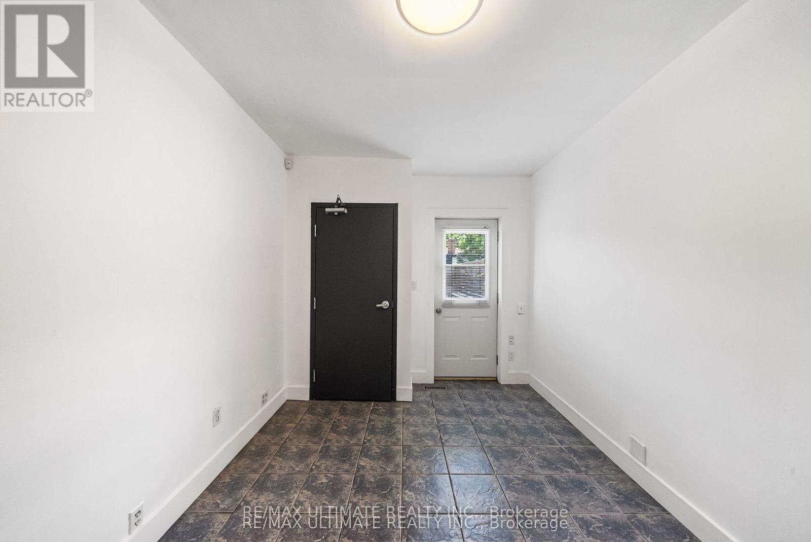 2nd Floor - 831 Queen Street W, Toronto, Ontario  M6J 1G1 - Photo 12 - C13484546