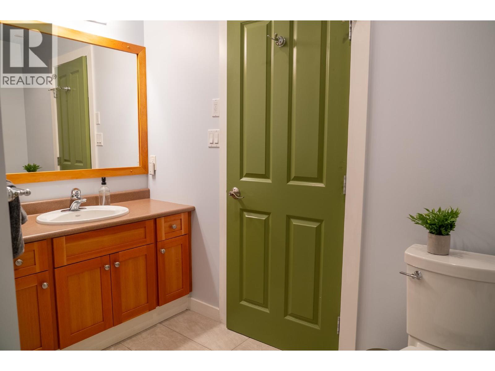 6608 Razor Point Road, Pender Island, British Columbia  V0N 2M1 - Photo 30 - R3137476