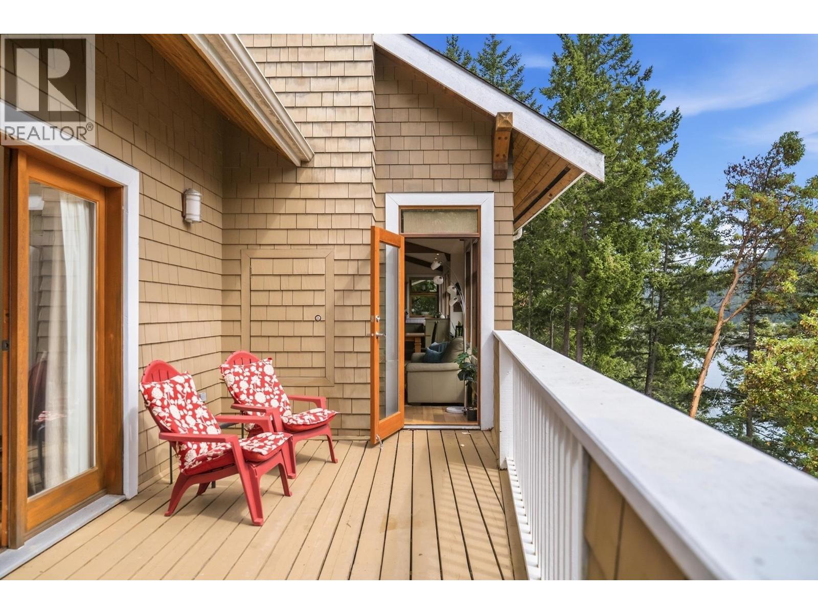 6608 Razor Point Road, Pender Island, British Columbia  V0N 2M1 - Photo 13 - R3137476