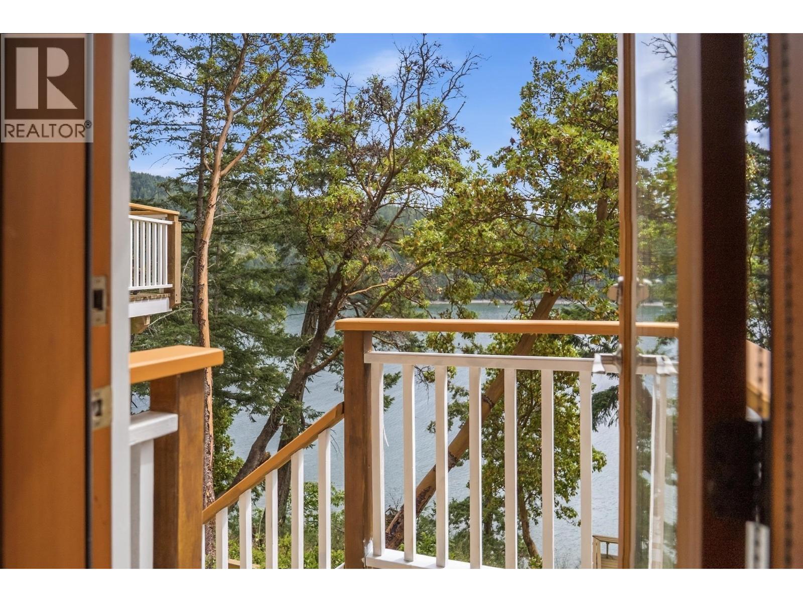6608 Razor Point Road, Pender Island, British Columbia  V0N 2M1 - Photo 26 - R3137476