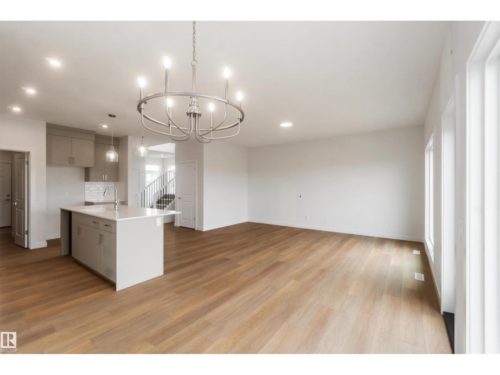 19360 29 Av NW, Edmonton, Alberta  T6M 3B1 - Photo 7 - E4495363