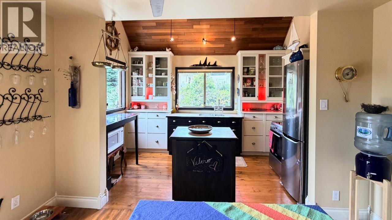 234 Mariners Way, Mayne Island, British Columbia  V0N 2J2 - Photo 12 - R3139421
