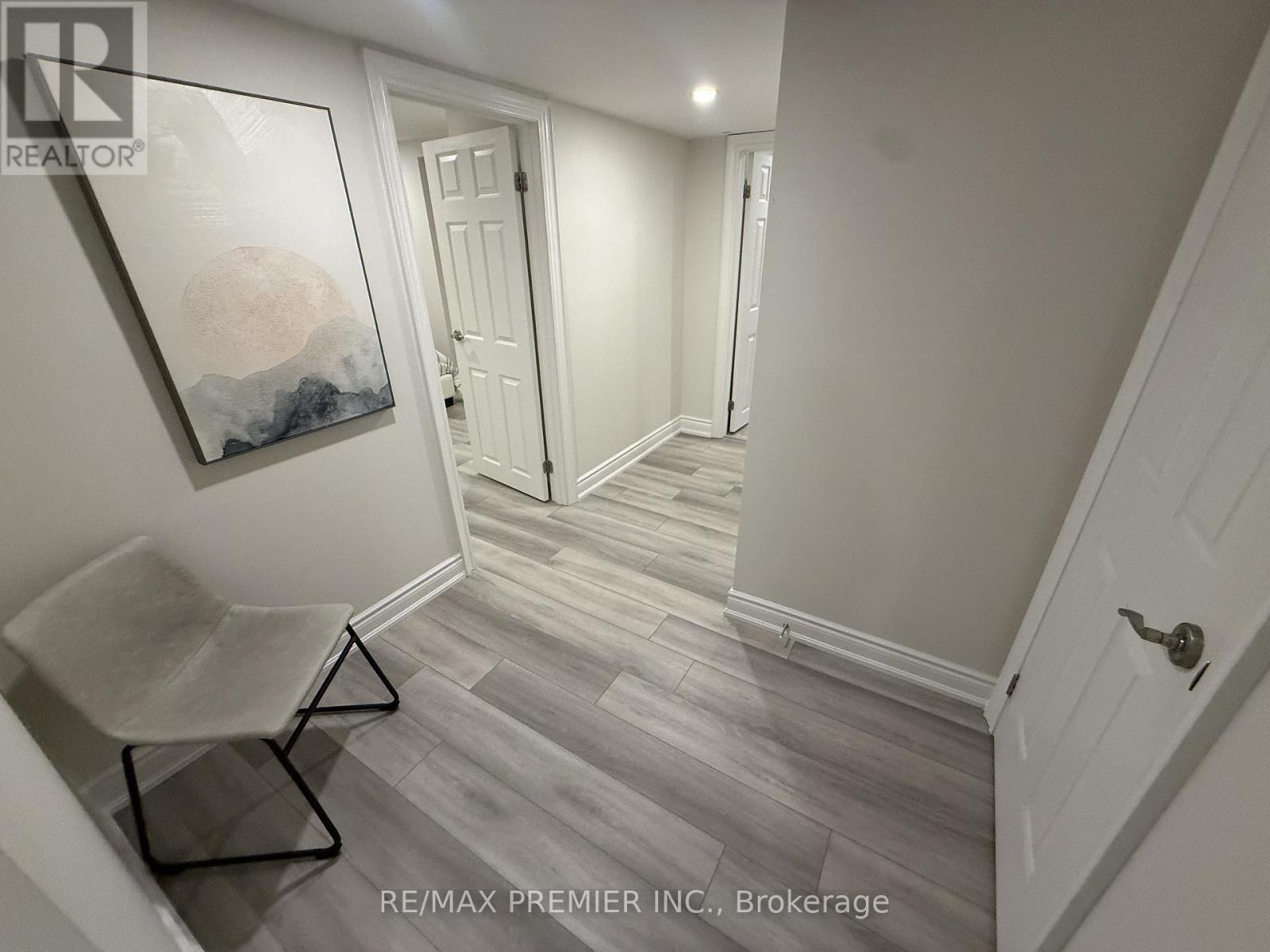 Lower - 77 Largo Crescent, Vaughan, Ontario  L6A 1M9 - Photo 10 - N13484402