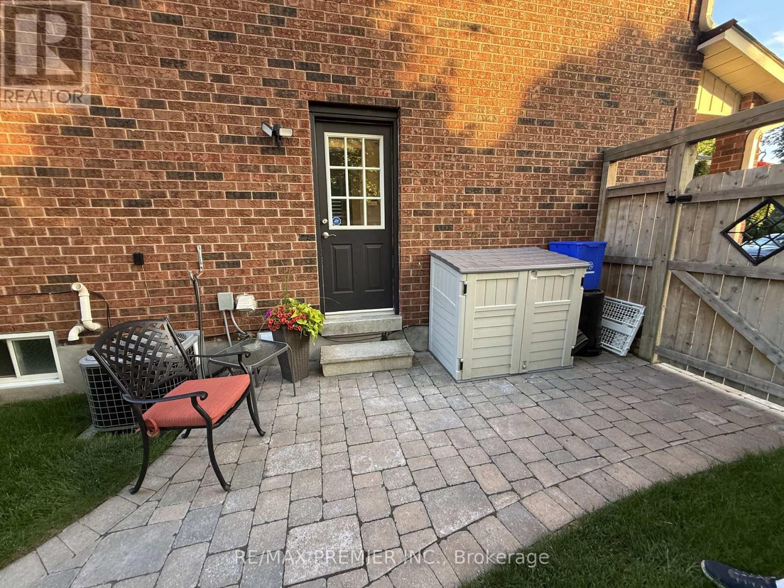 Lower - 77 Largo Crescent, Vaughan, Ontario  L6A 1M9 - Photo 2 - N13484402