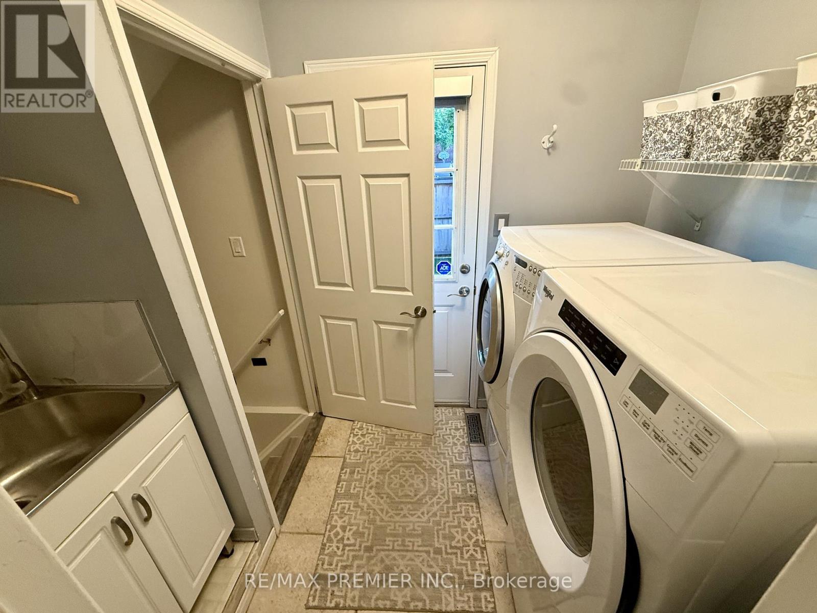 Lower - 77 Largo Crescent, Vaughan, Ontario  L6A 1M9 - Photo 3 - N13484402