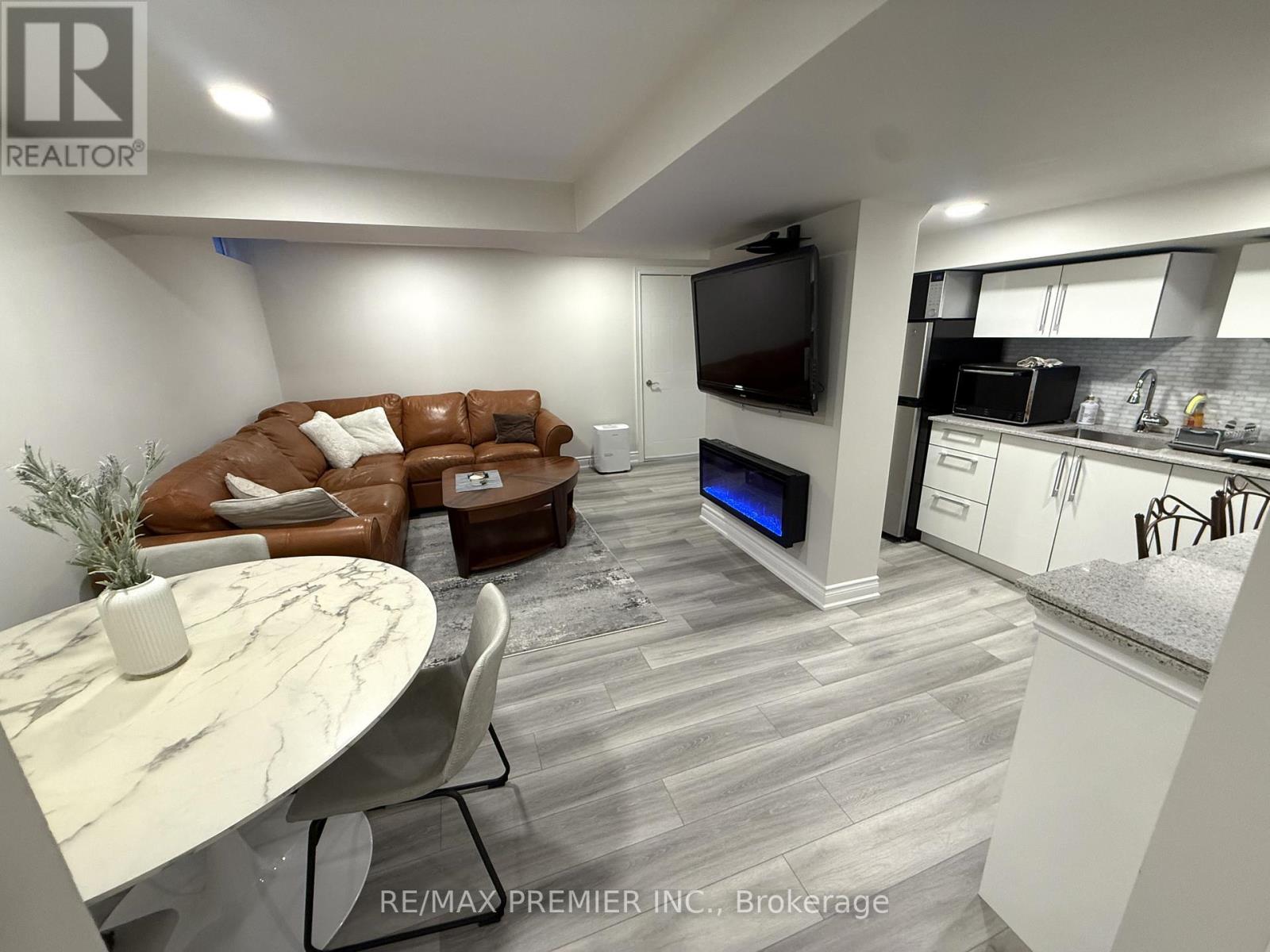 Lower - 77 Largo Crescent, Vaughan, Ontario  L6A 1M9 - Photo 5 - N13484402