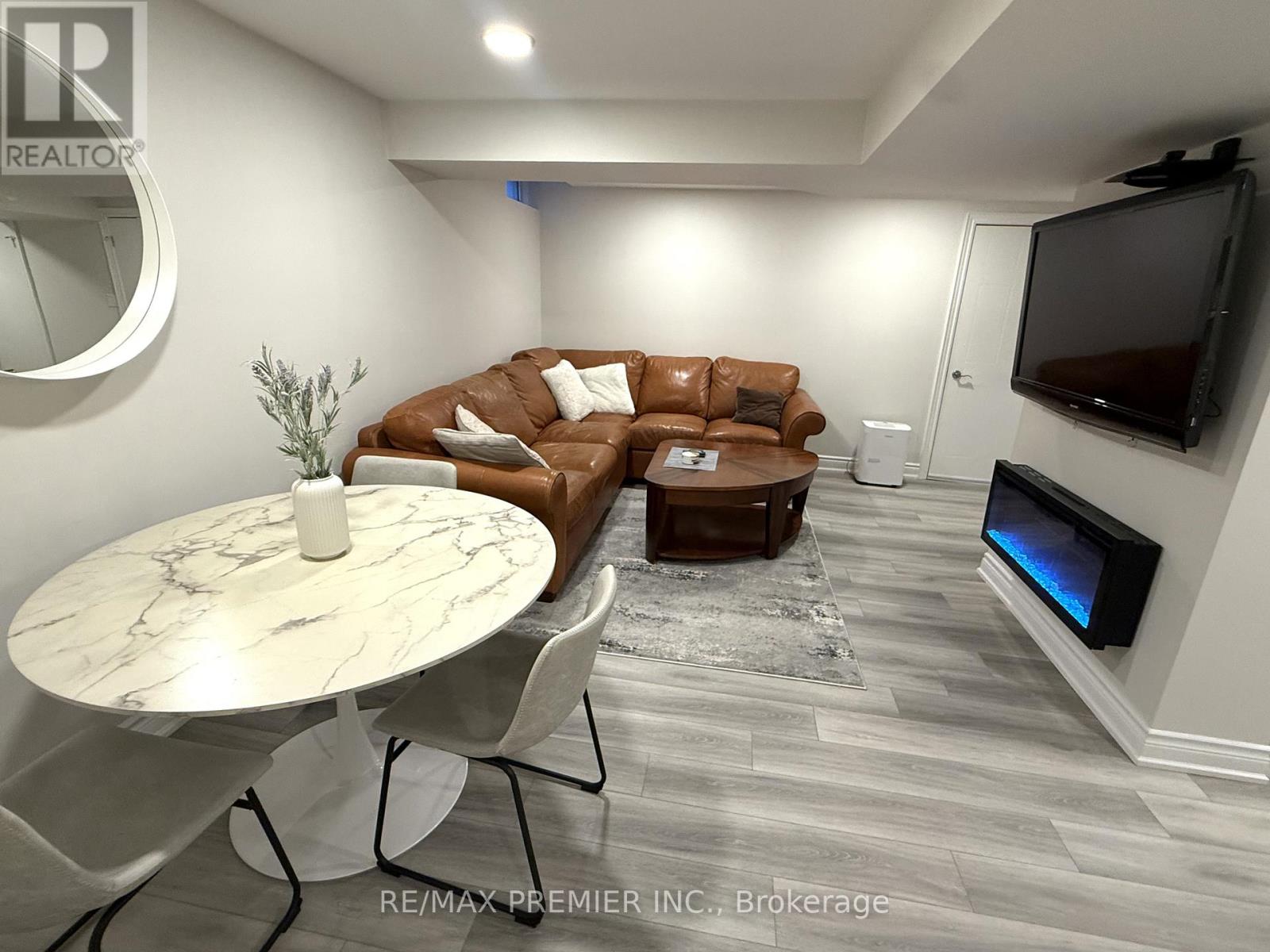 Lower - 77 Largo Crescent, Vaughan, Ontario  L6A 1M9 - Photo 9 - N13484402