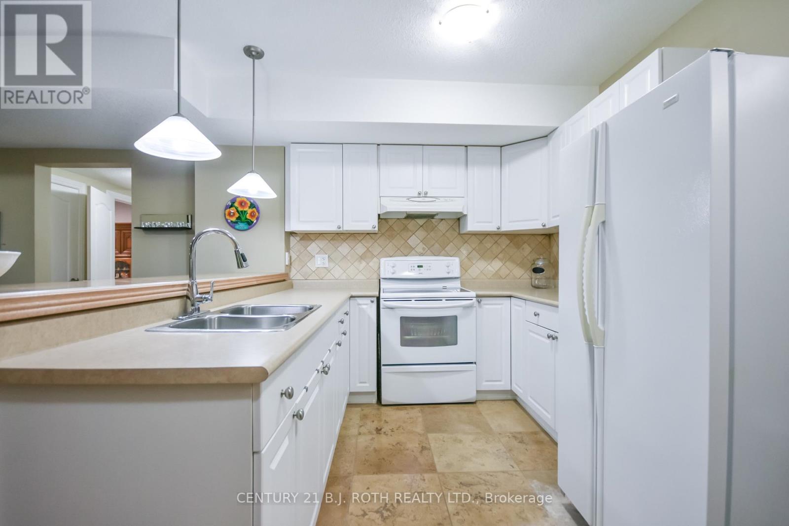 140 Wildwood Trail, Barrie, Ontario  L4N 7Z7 - Photo 30 - S13484436