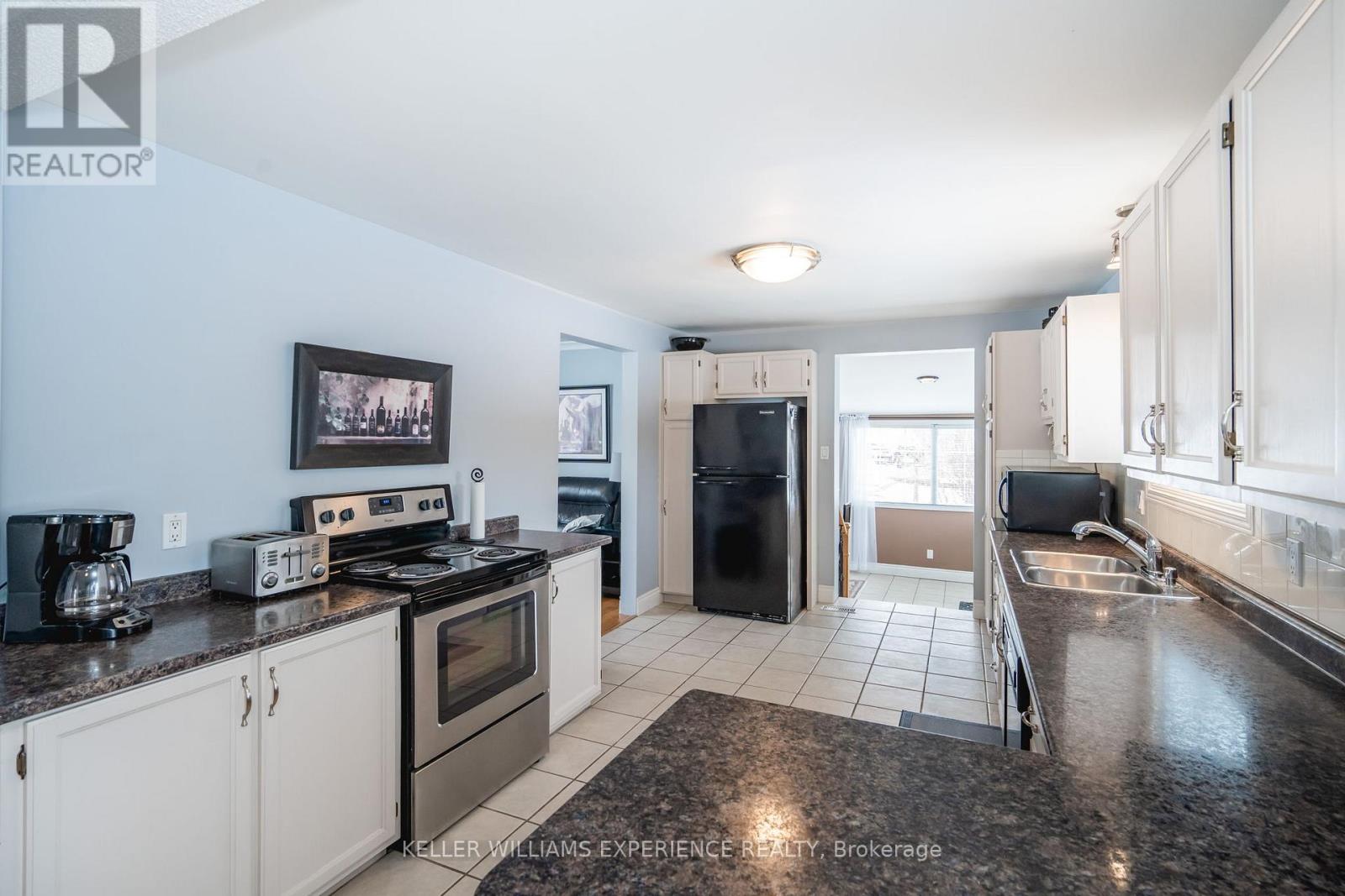 3514 Penetanguishene Road, Oro-Medonte, Ontario  L4M 4Y8 - Photo 10 - S13146568
