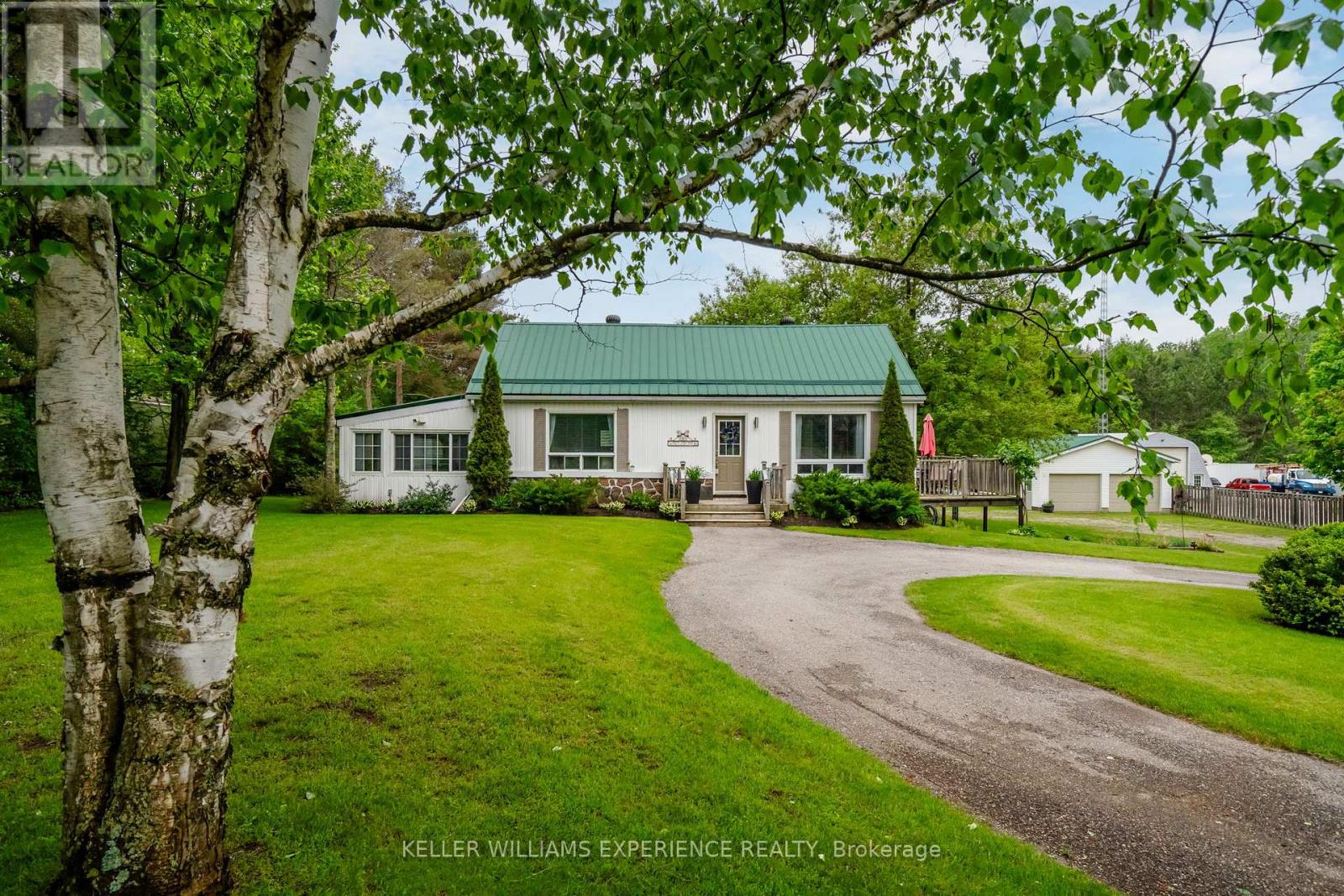 3514 Penetanguishene Road, Oro-Medonte, Ontario  L4M 4Y8 - Photo 5 - S13146568