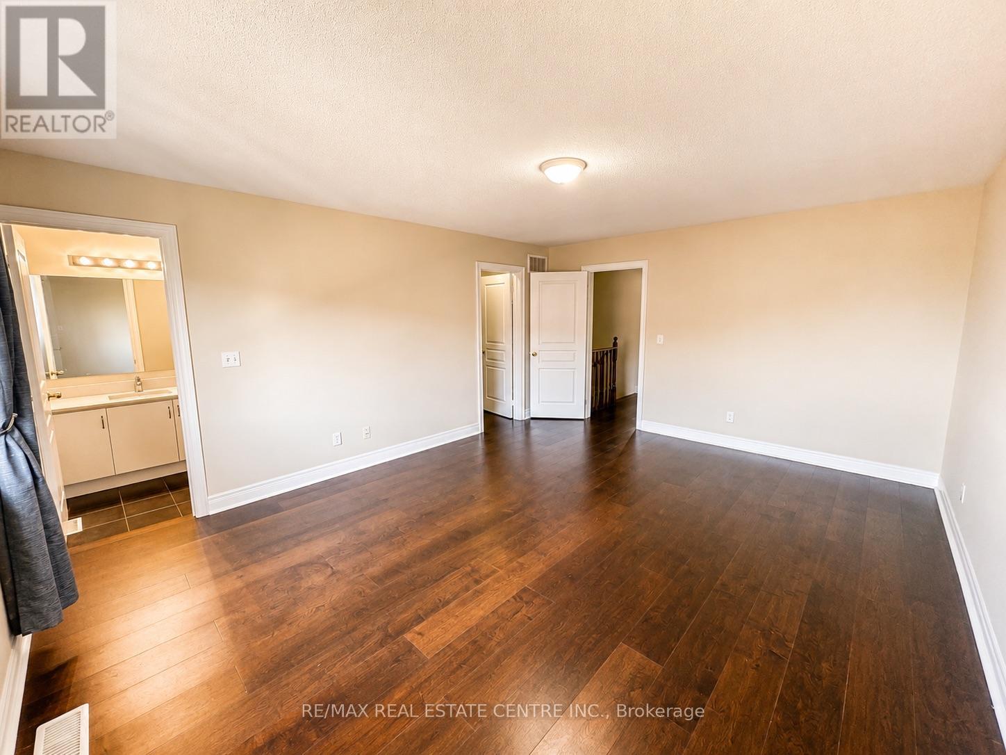 2491 Postmaster Drive, Oakville, Ontario  L6M 0L5 - Photo 18 - W13444572
