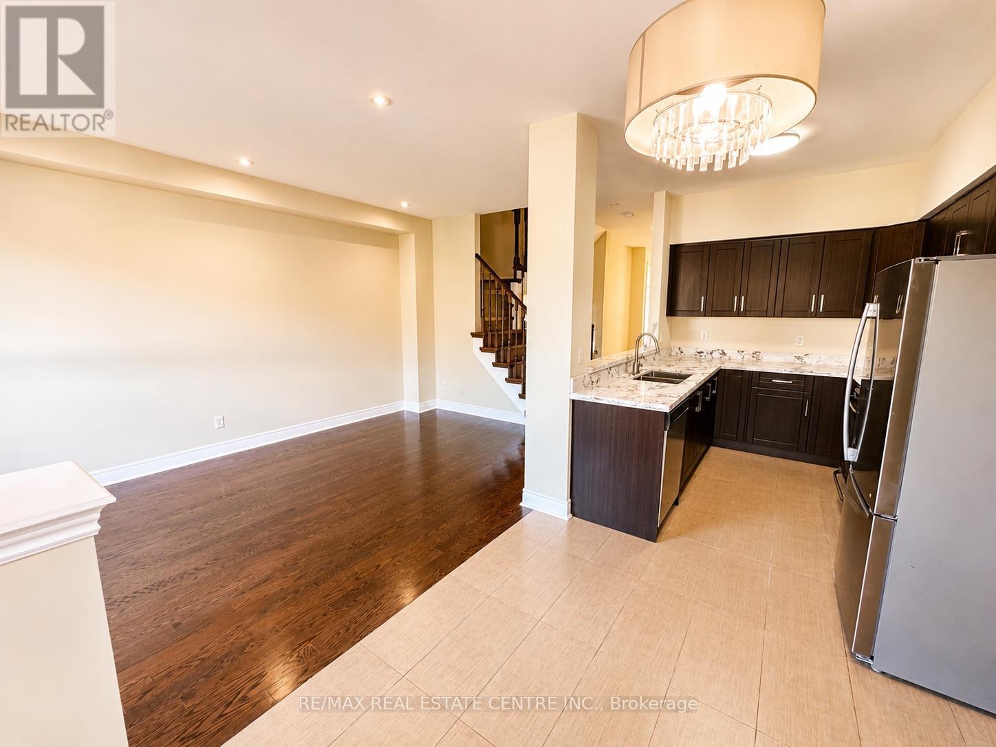 2491 Postmaster Drive, Oakville, Ontario  L6M 0L5 - Photo 12 - W13444572
