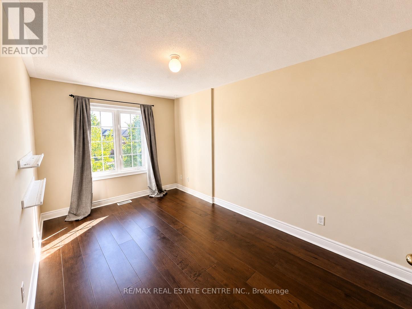 2491 Postmaster Drive, Oakville, Ontario  L6M 0L5 - Photo 23 - W13444572