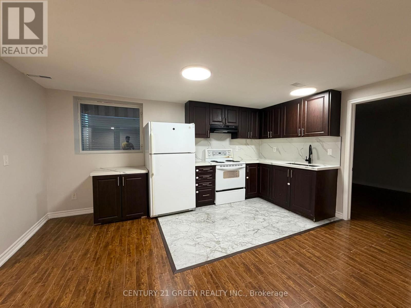 Basement - 16 Niles Court, Brampton, Ontario  L6S 5T6 - Photo 2 - W13484400