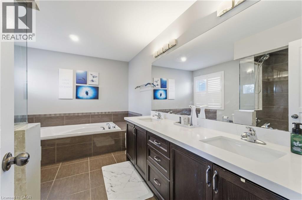 212 Chartwell Circle, Hamilton, Ontario  L9A 0B6 - Photo 16 - 40842689
