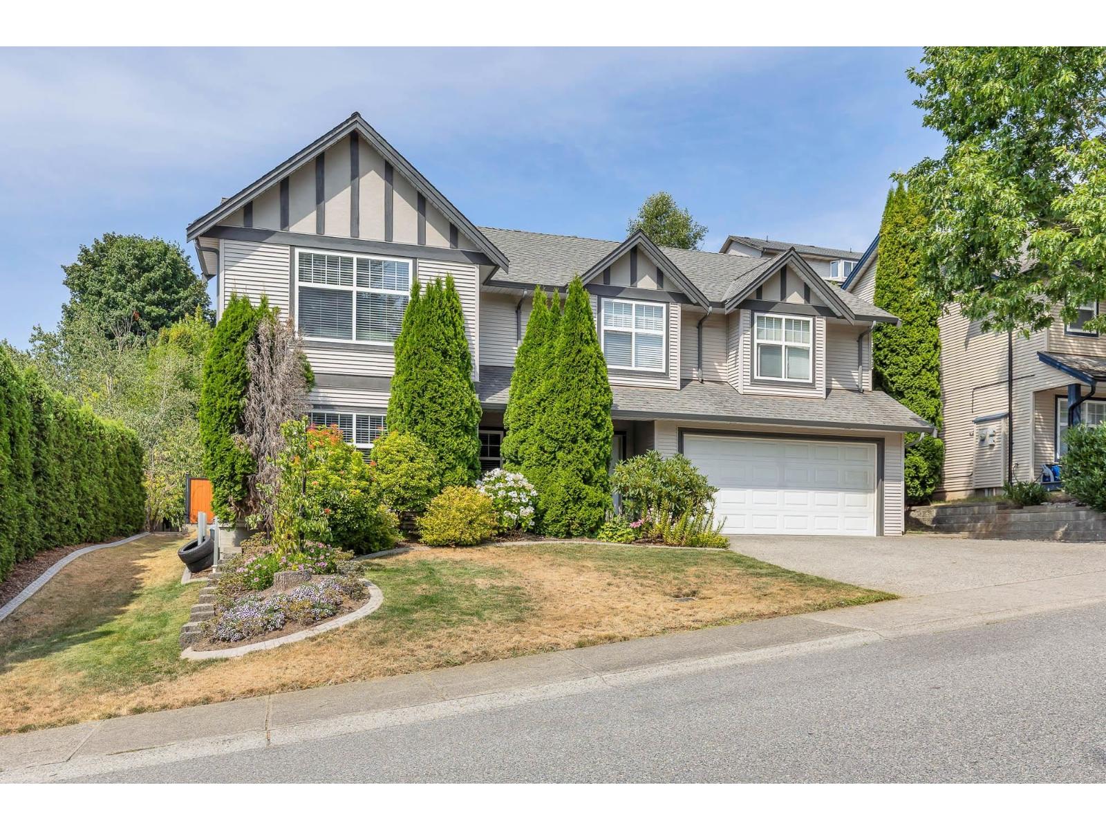 35479 Tweedsmuir Drive, Abbotsford, British Columbia  V2T 2X8 - Photo 2 - R3138612
