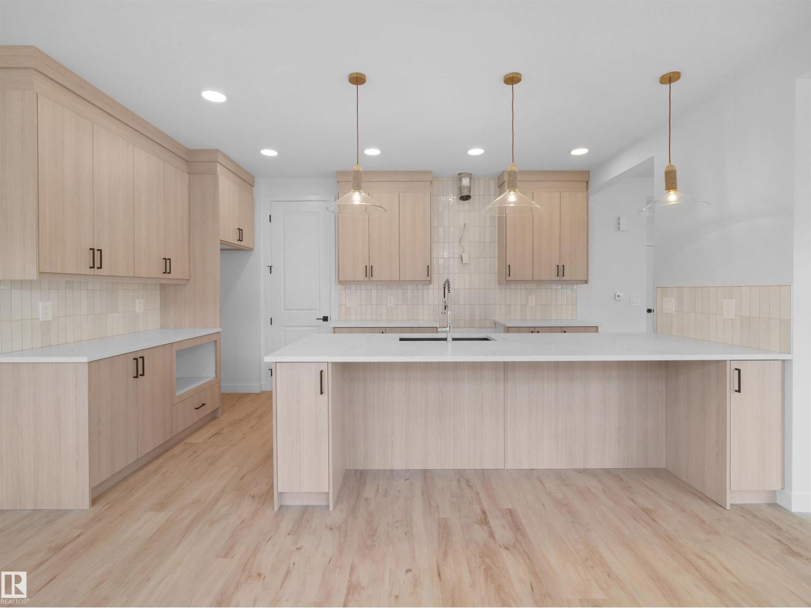 5824 KOOTOOK LINK LI SW, Edmonton, Alberta