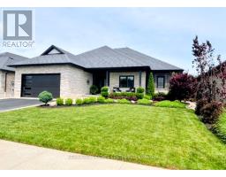 42 BLUENOSE DRIVE, Norfolk, Ontario