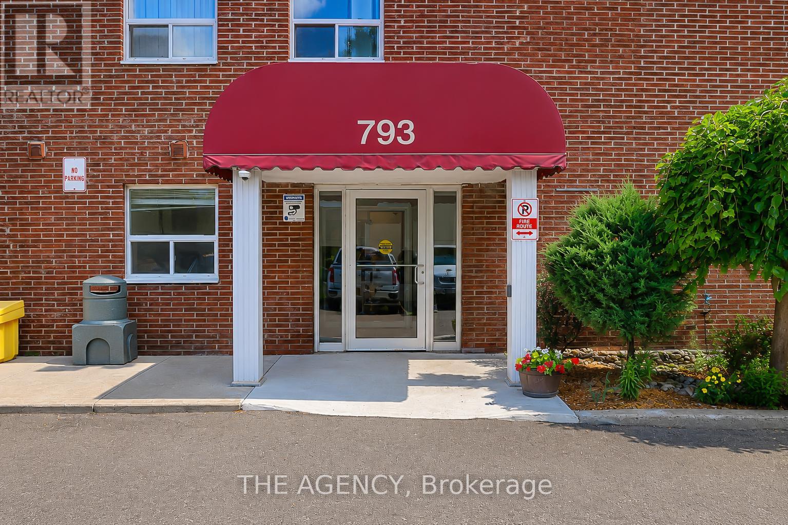 212 - 793 COLBORNE STREET, Brantford, Ontario