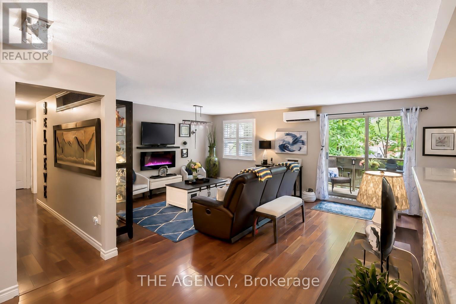 212 - 793 Colborne Street, Brantford, Ontario  N3S 7J3 - Photo 2 - X13484506