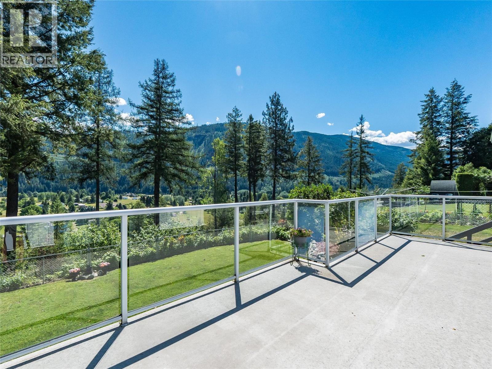 2720 Jacks Crescent, South Slocan, British Columbia  V0G 2G1 - Photo 10 - 10392046