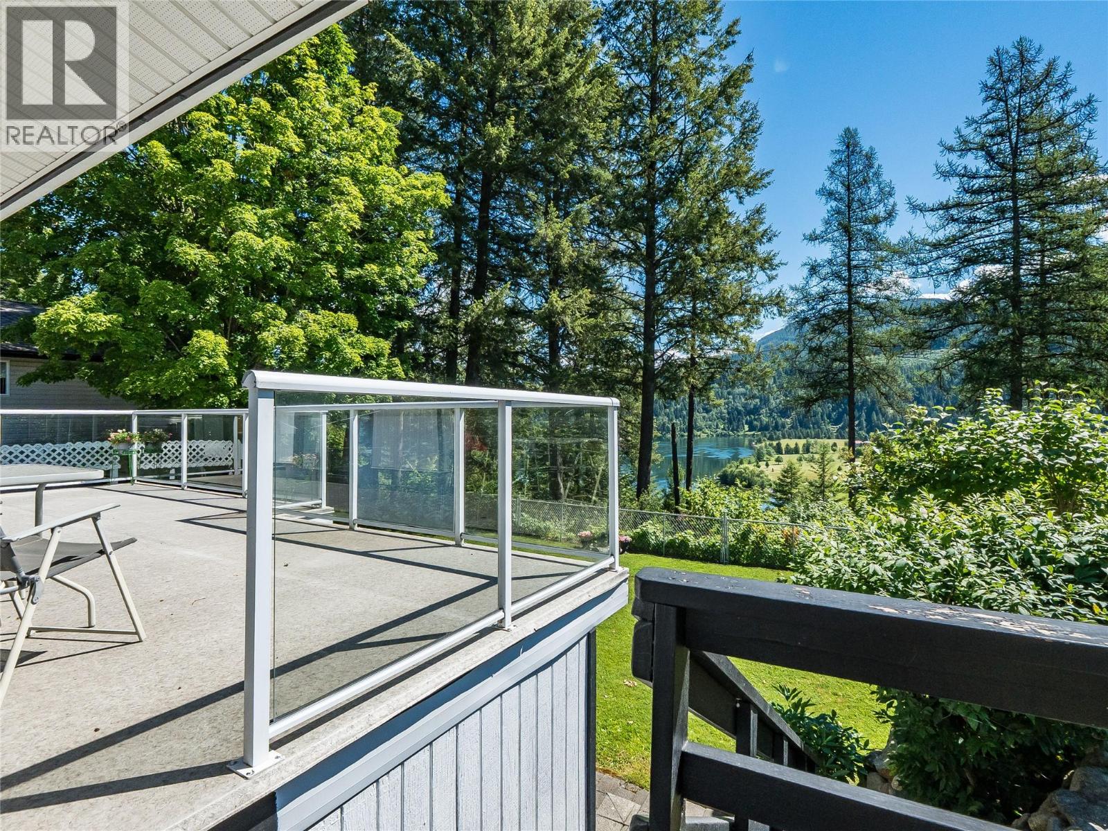 2720 Jacks Crescent, South Slocan, British Columbia  V0G 2G1 - Photo 8 - 10392046