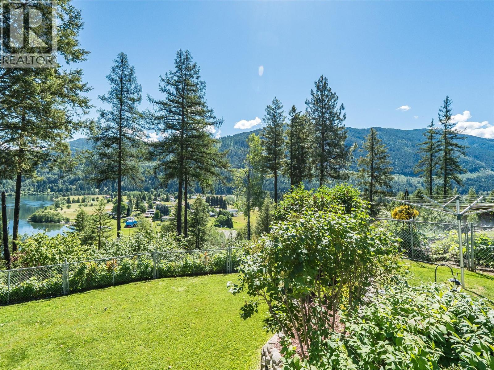 2720 Jacks Crescent, South Slocan, British Columbia  V0G 2G1 - Photo 12 - 10392046