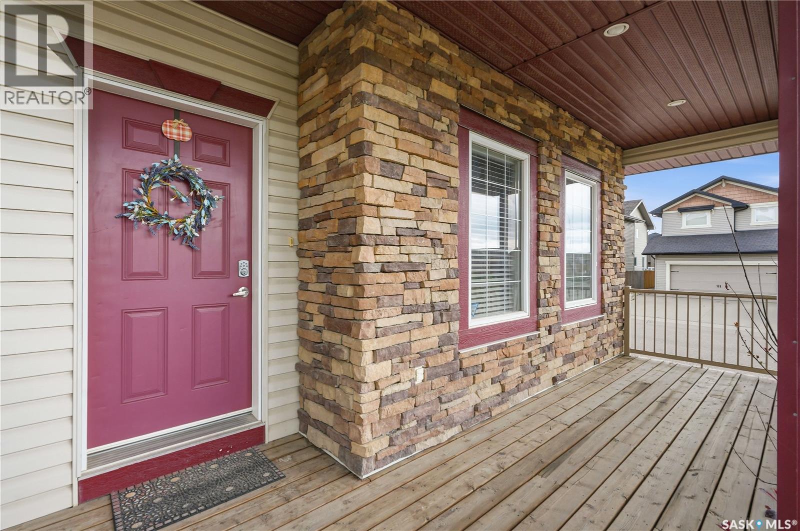 531 Gordon Road, Saskatoon, Saskatchewan S7T 0A7 - Photo 2 - SK040372