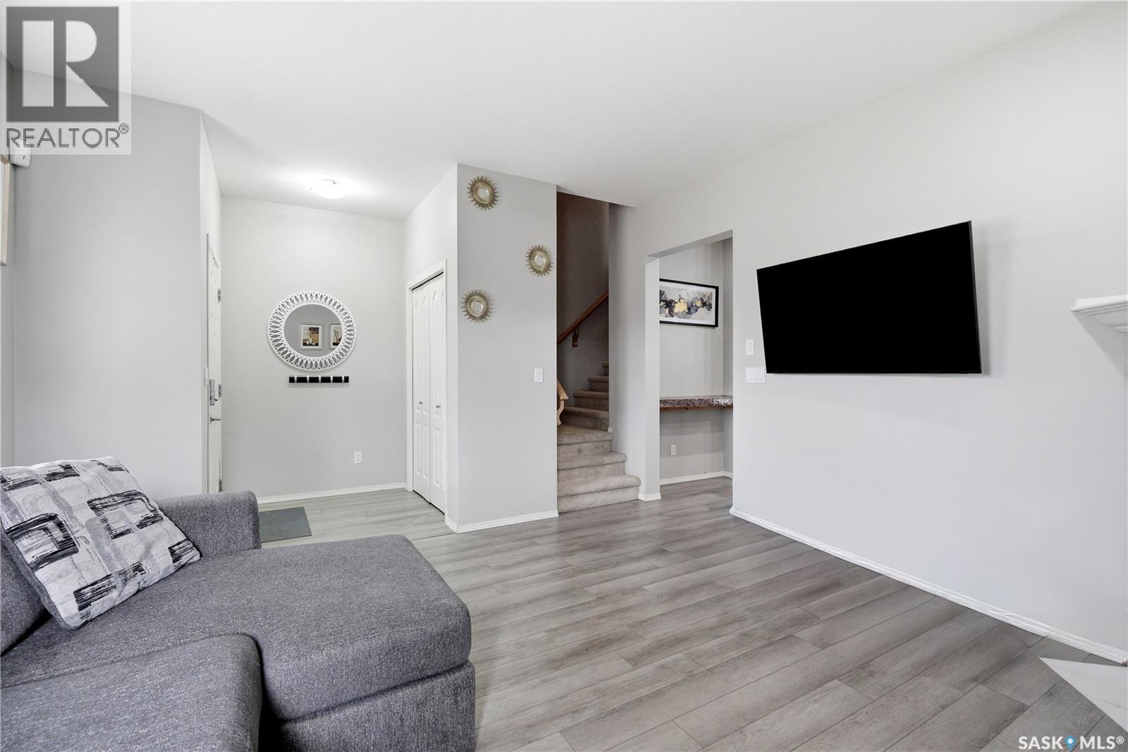 531 Gordon Road, Saskatoon, Saskatchewan S7T 0A7 - Photo 4 - SK040372