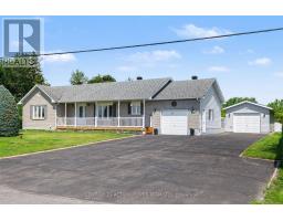 19 CRYSLER STATION ROAD, North Stormont, Ontario