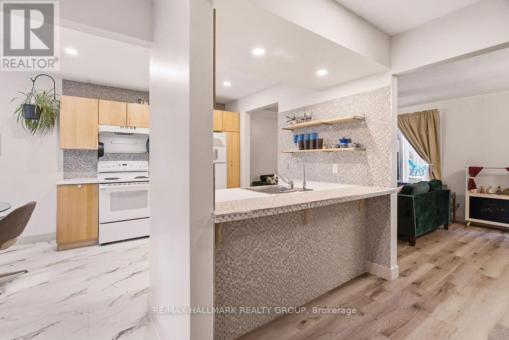 67 Grady Crescent, Ottawa, Ontario  K2H 5S2 - Photo 12 - X13484600