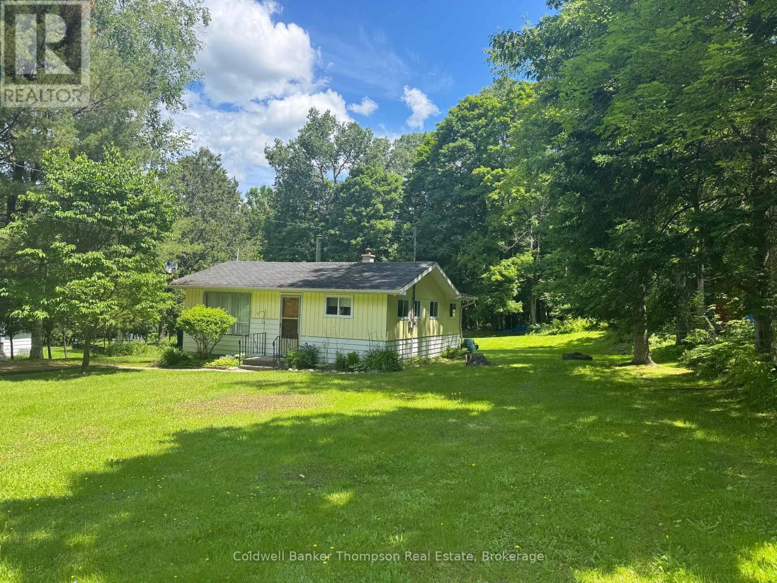 $399,900373 Doe Lake Road, Armour, Ontario