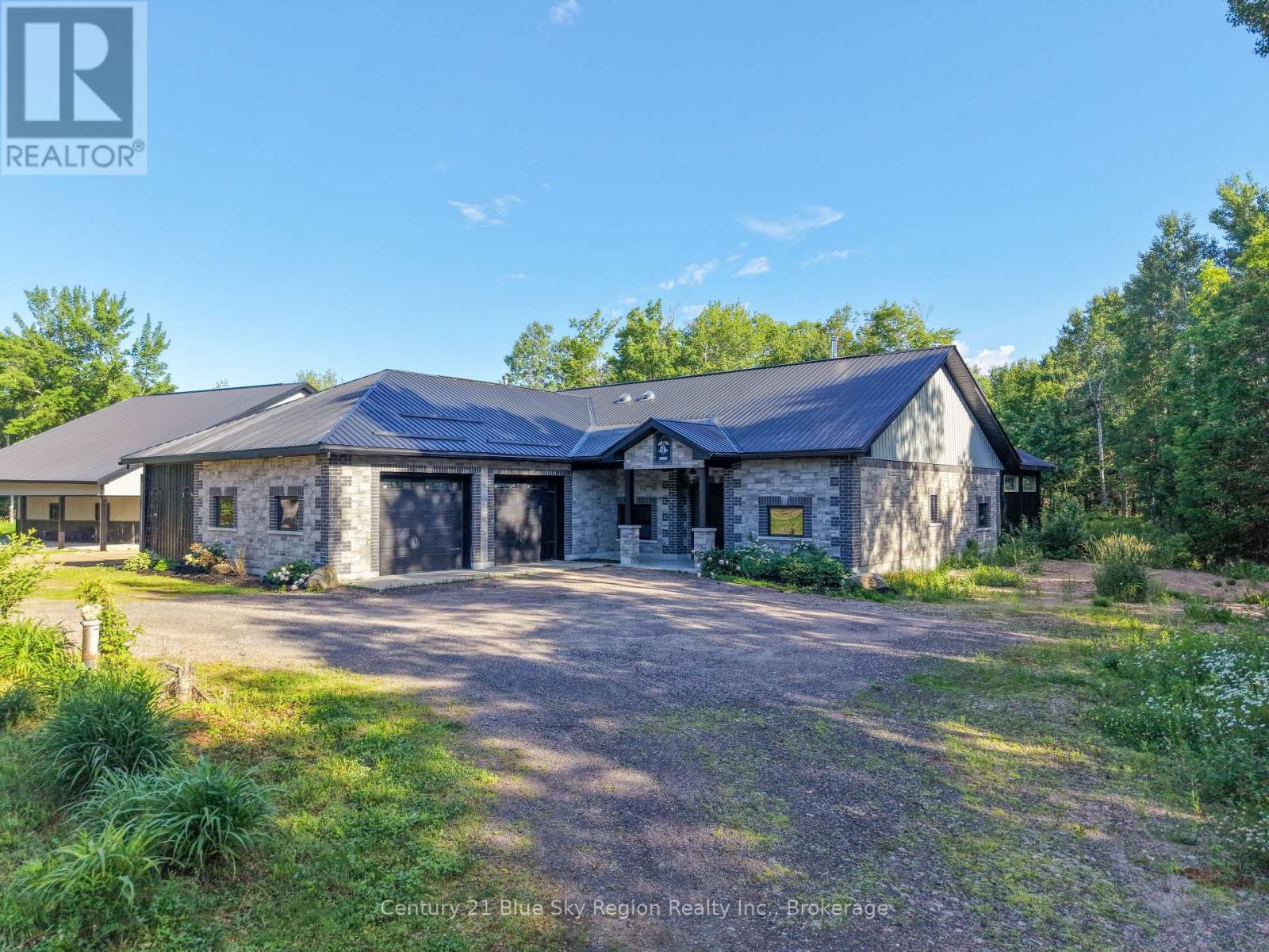 79 HILLCREST ROAD, East Ferris, Ontario