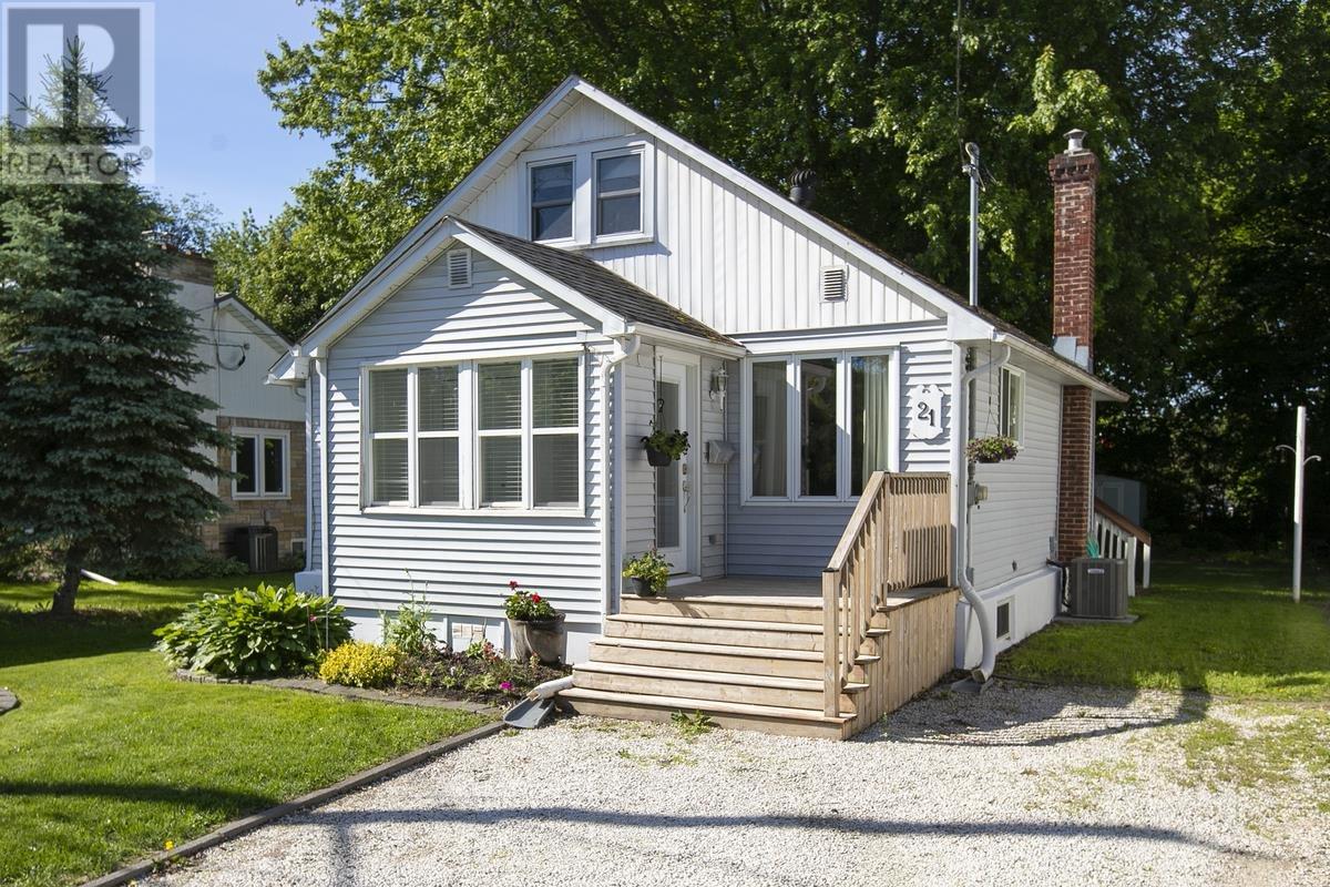 21 Victoria Ave, Sault Ste. Marie, Ontario P6A 3J6 - Photo 1 - SM261584