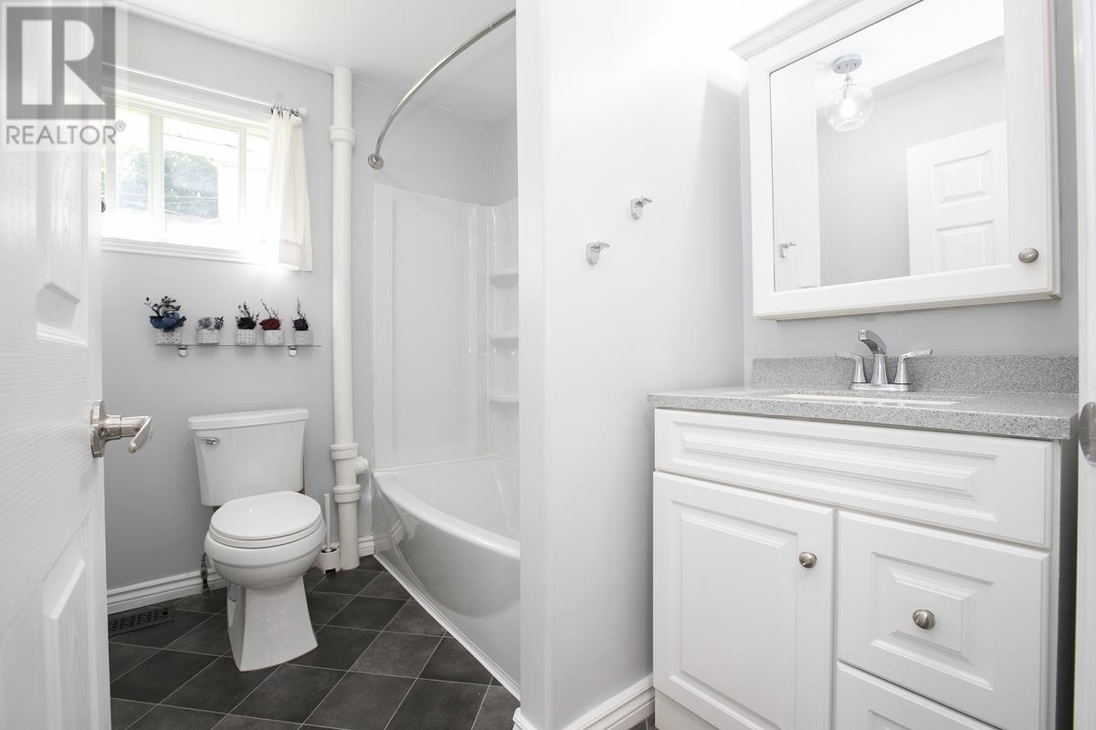 21 Victoria Ave, Sault Ste. Marie, Ontario P6A 3J6 - Photo 27 - SM261584