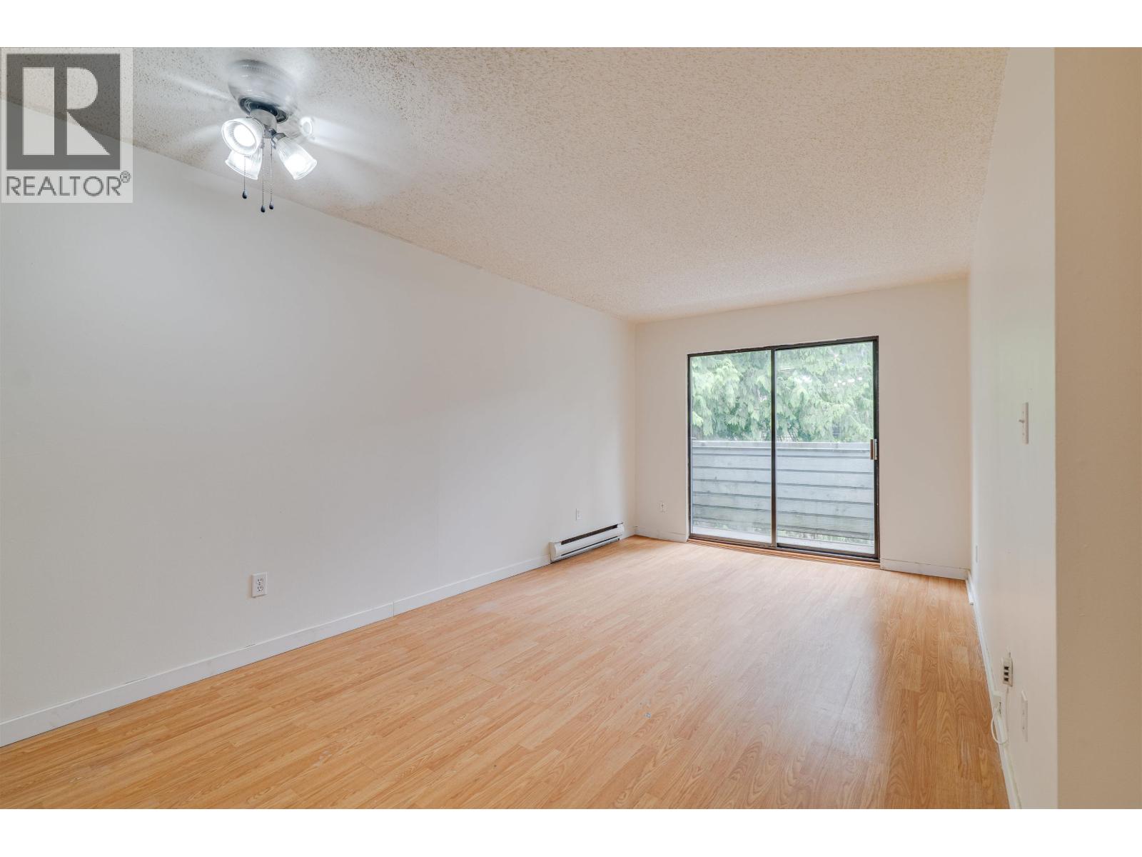 304 1948 Coquitlam Avenue, Port Coquitlam, British Columbia  V3B 1J3 - Photo 4 - R3138663