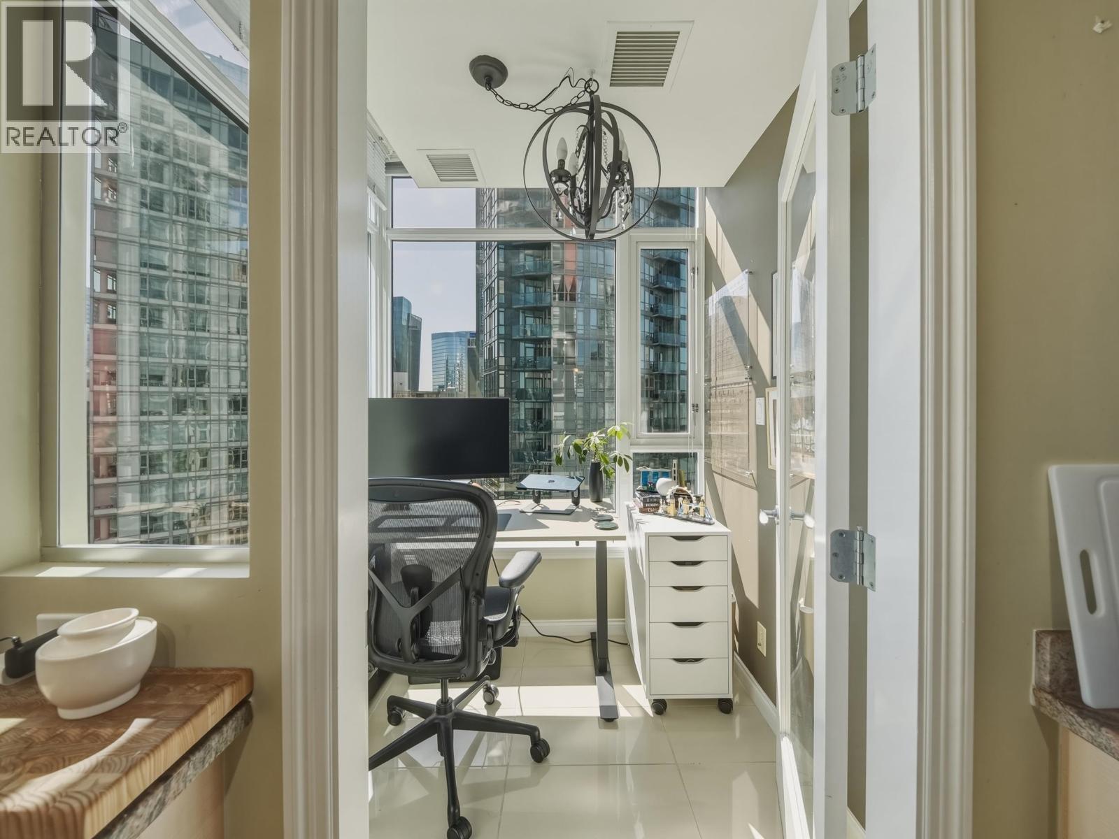 2106 1211 Melville Street, Vancouver, British Columbia  V6E 0A7 - Photo 12 - R3139429